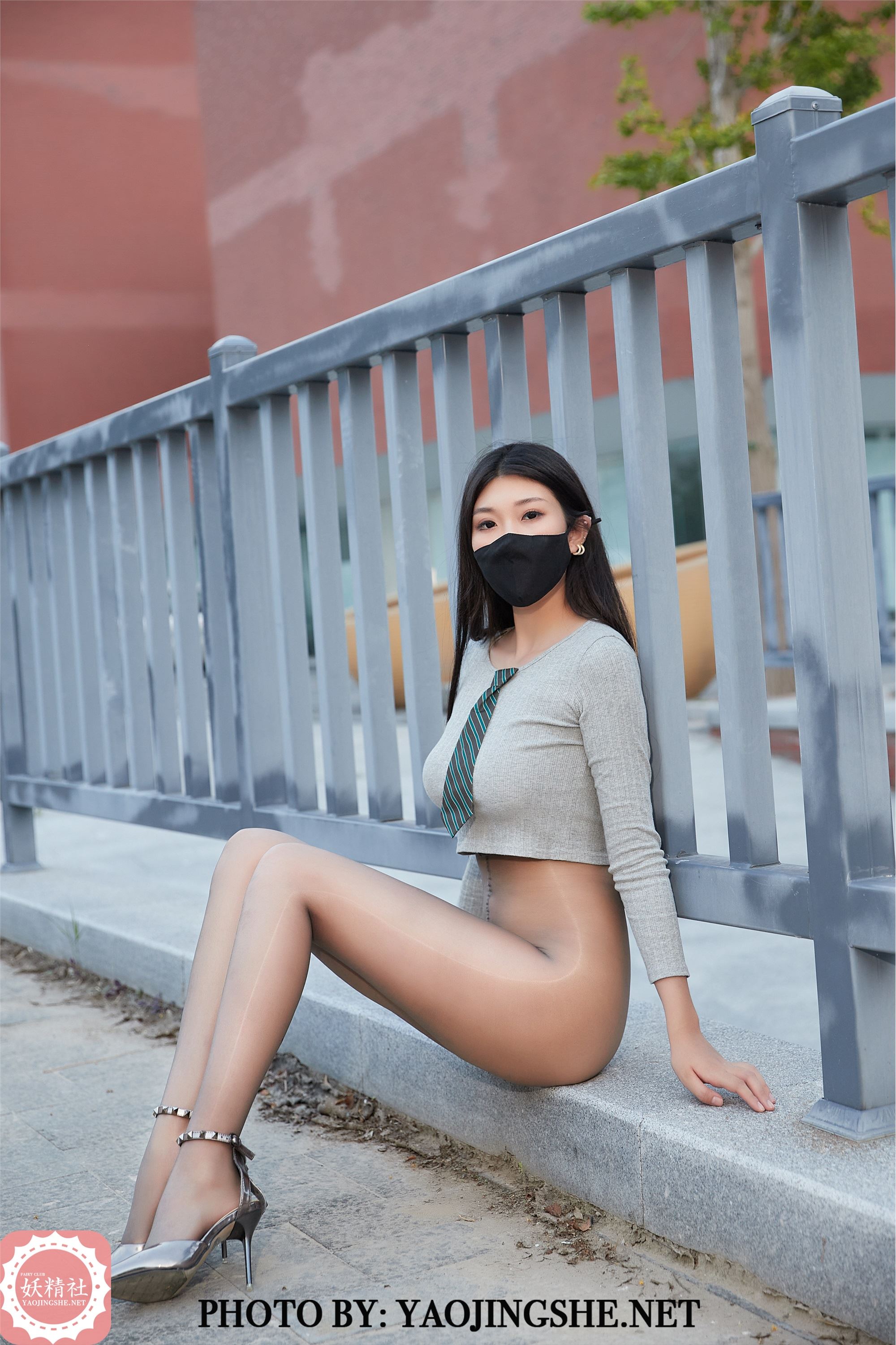 YAOJINGSHE 妖精社 T2044《苏伟-下班路上》